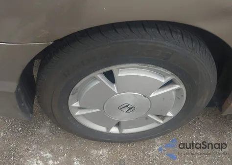 2006 Honda Civic Hybrid from USA, damaged, VIN JHMFA36216S014499